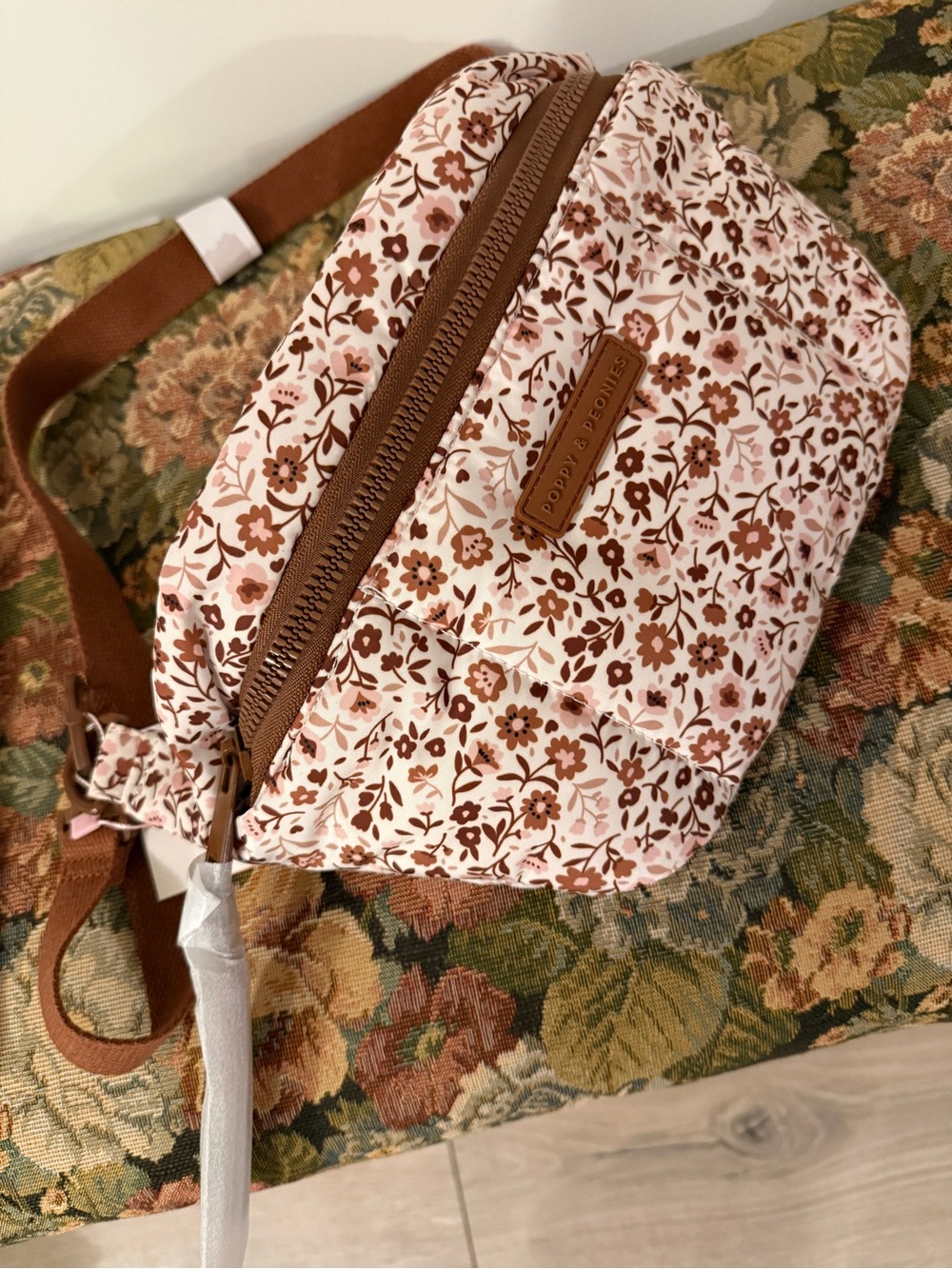 Poppy and peonies Floral sidekick - Picture 3 of 3